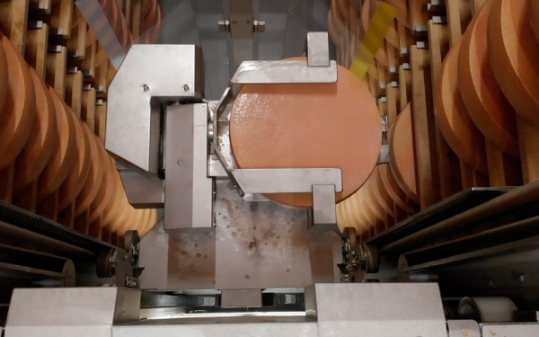 AI giám sát quá trình làm chín phô mai