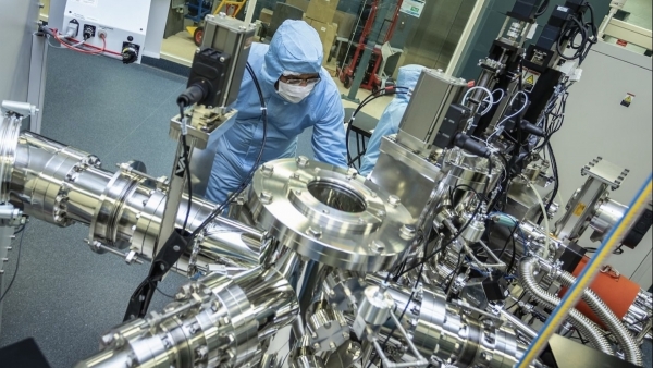 Pin lượng tử đầu tiên trên thế giới: Bước đột phá đưa công nghệ “sạc tức thời” tiến gần hiện thực