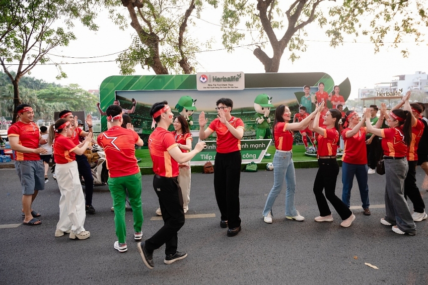Herbalife Việt Nam tổ chức Fanzone tiếp lửa Đội tuyển Việt Nam