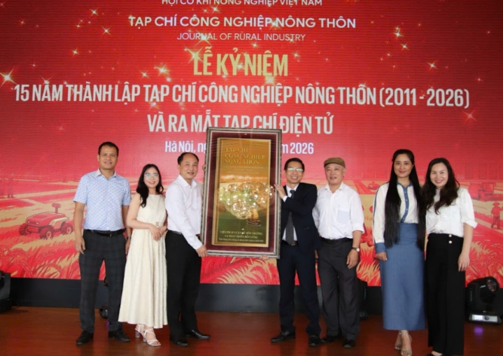 Tạp chí Công nghiệp Nông thôn kỷ niệm 15 năm thành lập và ra mắt Tạp chí điện tử