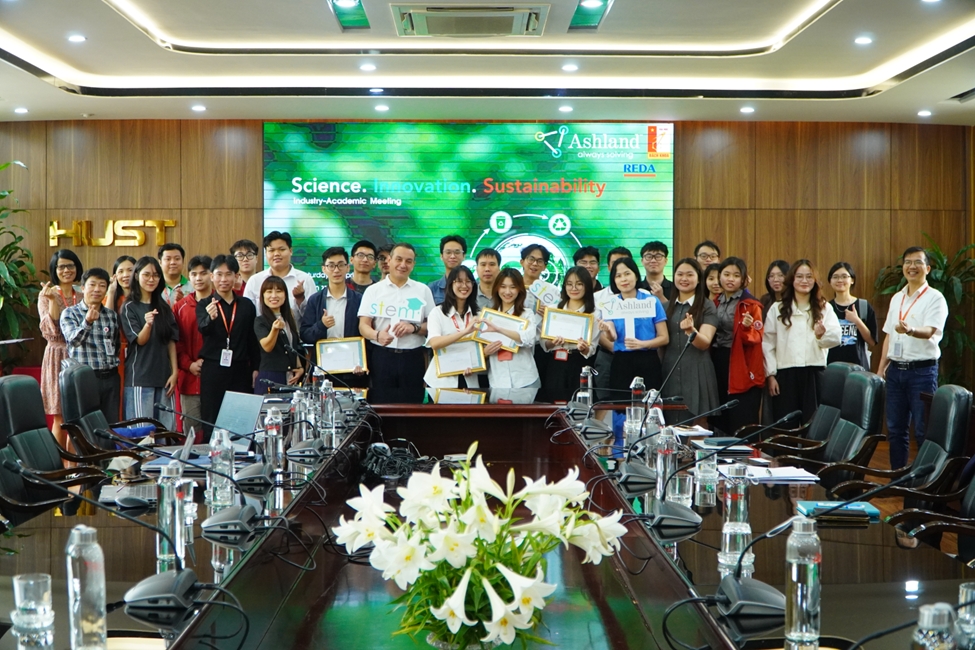 Doanh nghiệp và nhà trường chung tay giải bài toán đào tạo đại học