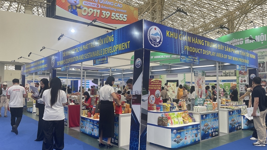 Hơn 6.500 lượt khách trong ngày khai mạc, Vietnam Expo 2026 lan tỏa sức hút toàn cầu