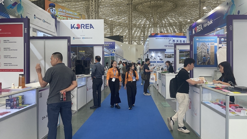 Hơn 6.500 lượt khách trong ngày khai mạc, Vietnam Expo 2026 lan tỏa sức hút toàn cầu