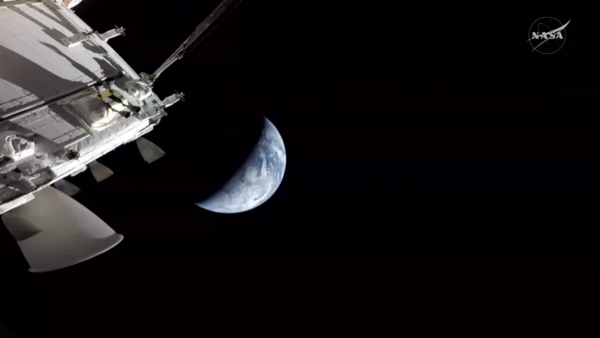 Tàu Orion hạ cánh an toàn, mở ra kỷ nguyên mới chinh phục Mặt Trăng