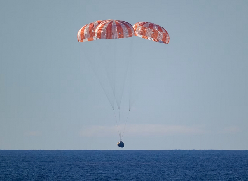 Tàu Orion hạ cánh an toàn, mở ra kỷ nguyên mới chinh phục Mặt Trăng