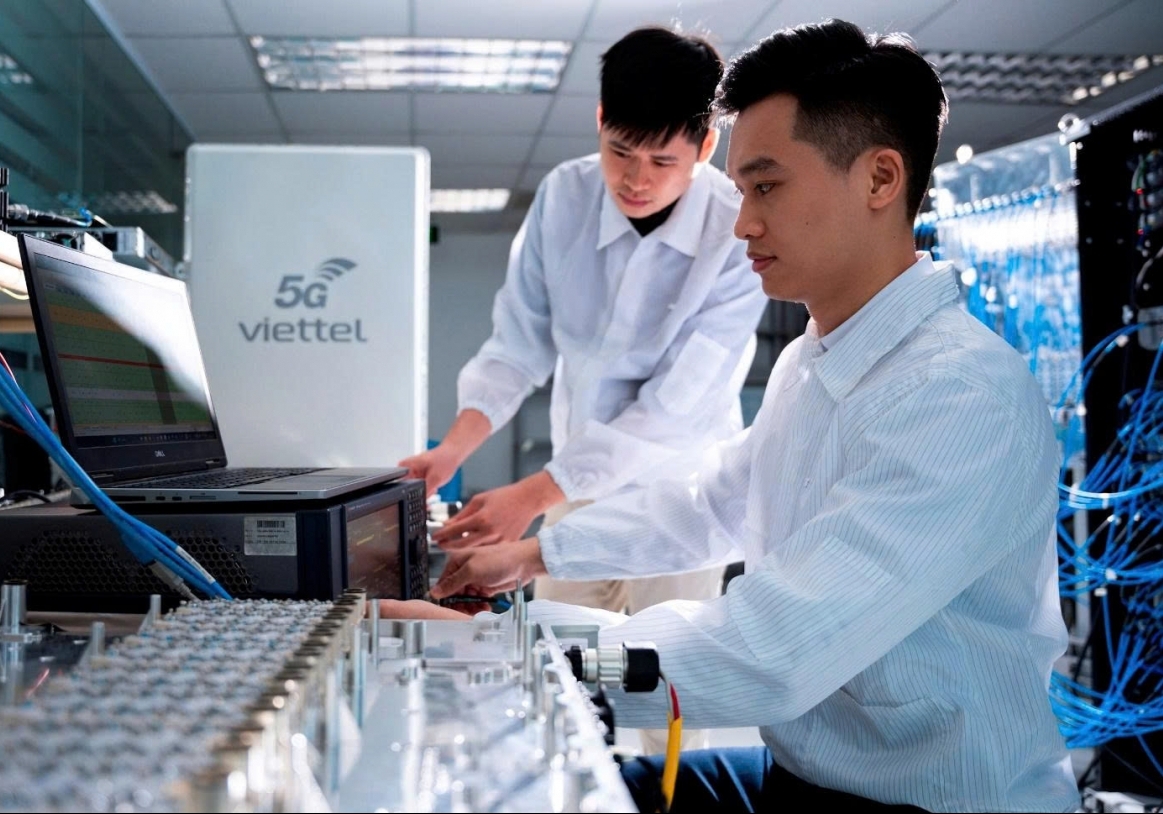 Hỗ trợ 1 tỷ đồng/năm cho nghiên cứu sinh xuất sắc làm chủ công nghệ lõi