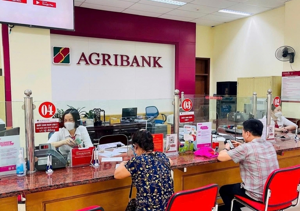 Tin tức ngân hàng nổi bật tuần qua: Agribank điều chỉnh lãi suất huy động, kỳ hạn 24 tháng cao nhất