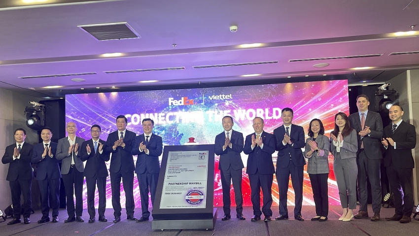 Viettel Post bắt tay FedEx, tăng tốc logistics xuyên biên giới