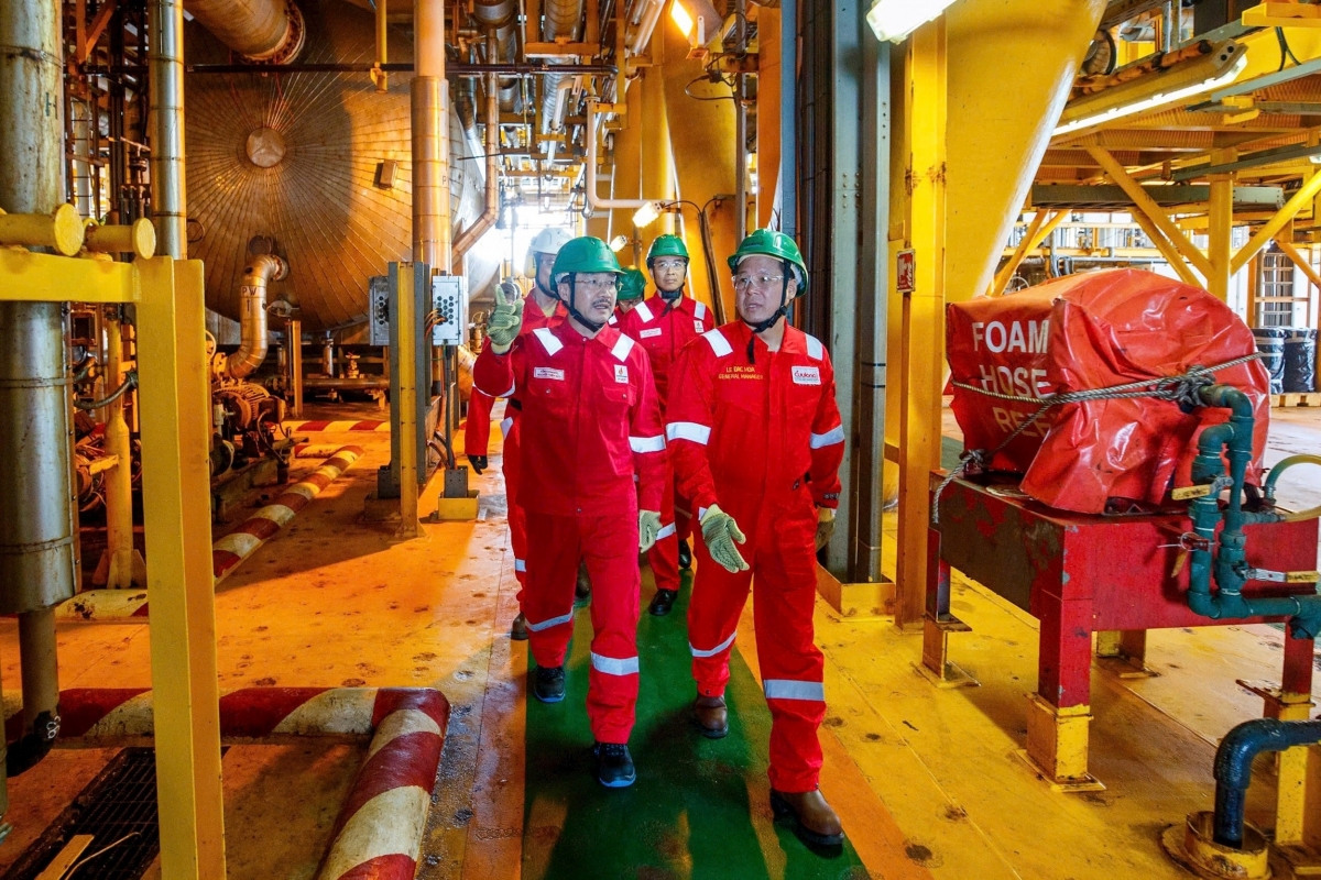 Petrovietnam - Lá chắn năng lượng đa tầng