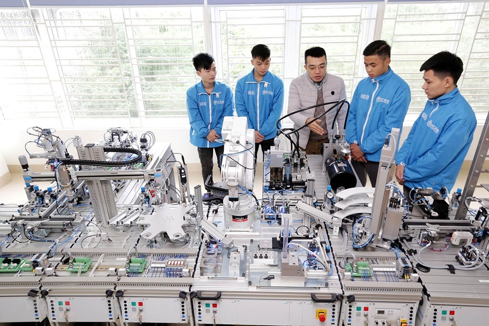 Bộ GDĐT triển khai nhiệm vụ trọng tâm trong giáo dục phổ thông và đại học