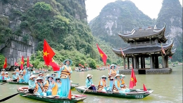 12 triệu lượt khách, doanh thu hàng chục nghìn tỷ đồng: Du lịch Việt Nam lập kỷ lục dịp lễ