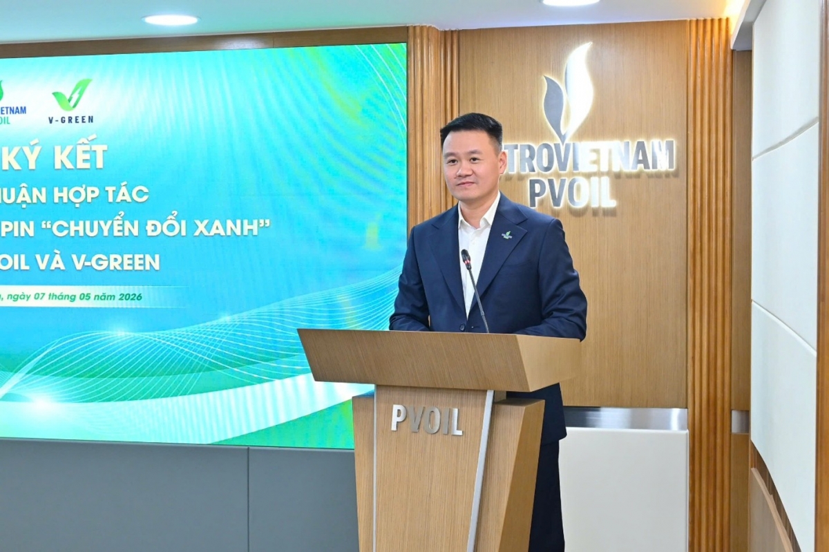 Ông Lê Trung Hưng – Phó Tổng Giám đốc PVOIL phát biểu tại buổi lễ