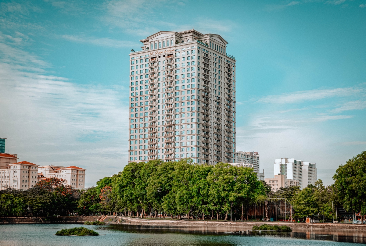 Dự án Hanoi Signature tọa lạc tại Đại lộ Nguyễn Văn Huyên là một biểu tượng sống hyper luxury tại nội đô Hà Nội