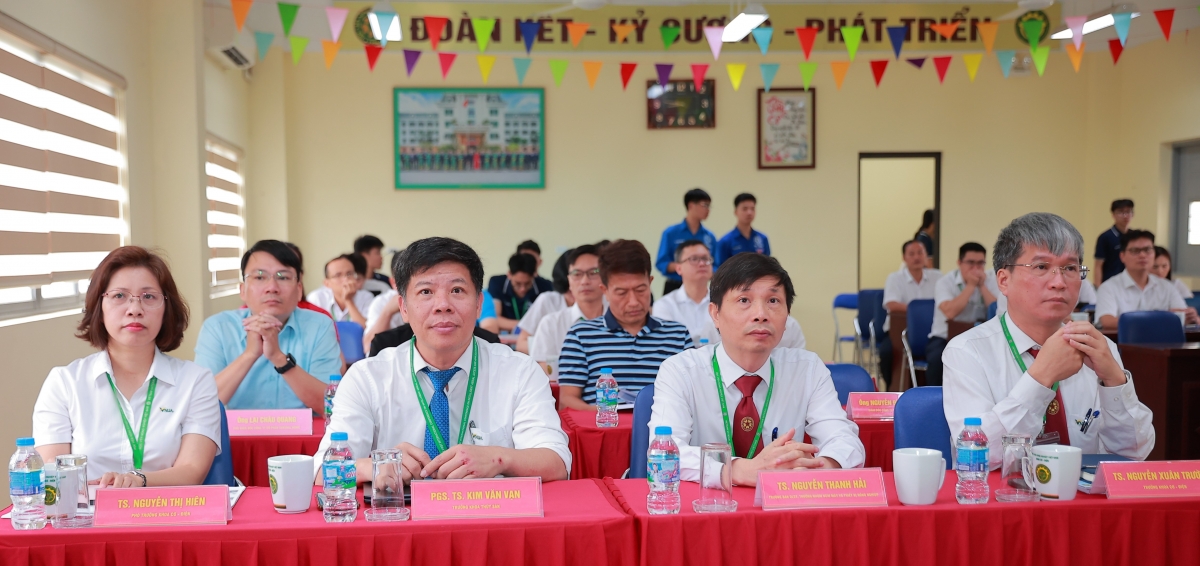 Ứng dụng giải pháp cơ điện nông nghiệp thông minh giúp phát triển bền vững ngành nông nghiệp công nghệ cao