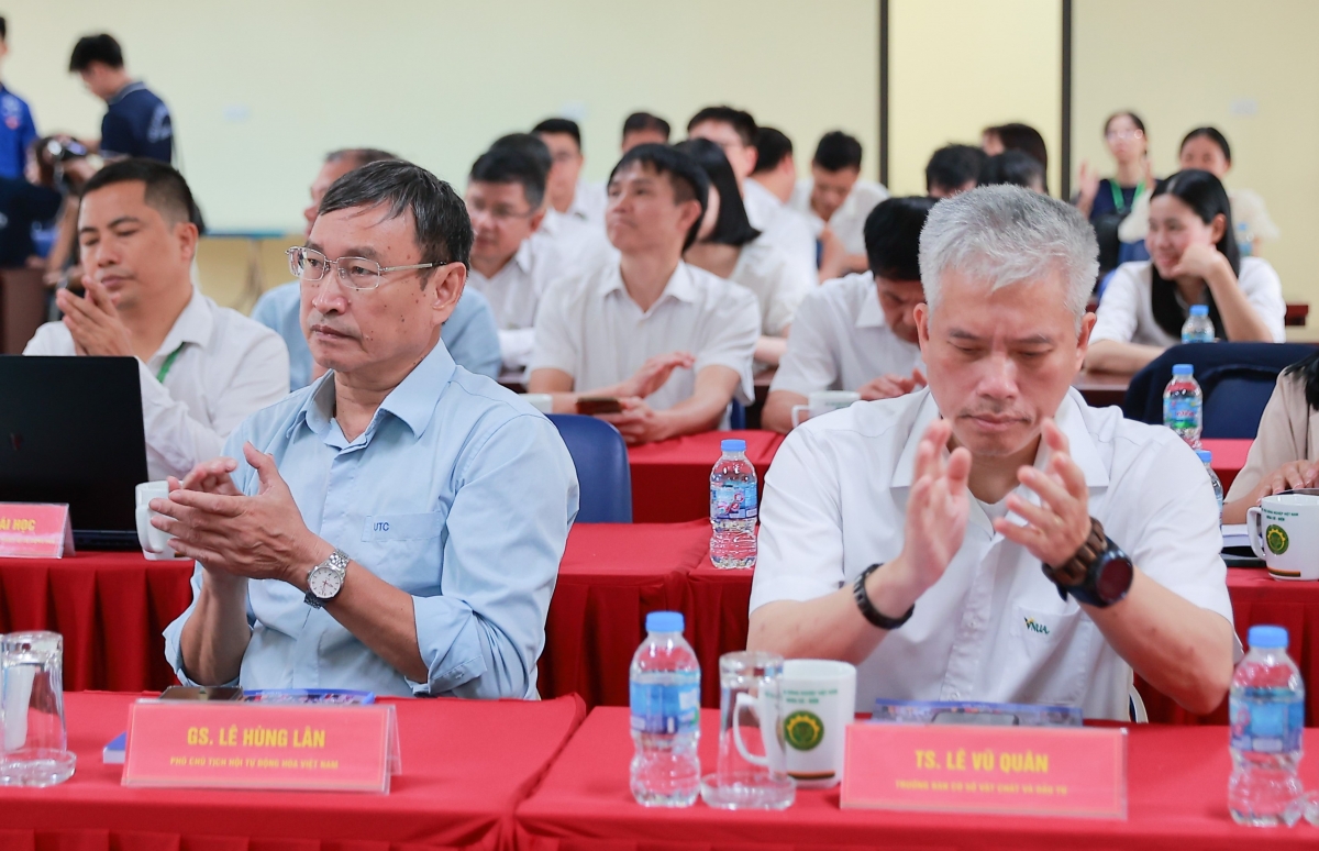 Ứng dụng giải pháp cơ điện nông nghiệp thông minh giúp phát triển bền vững ngành nông nghiệp công nghệ cao