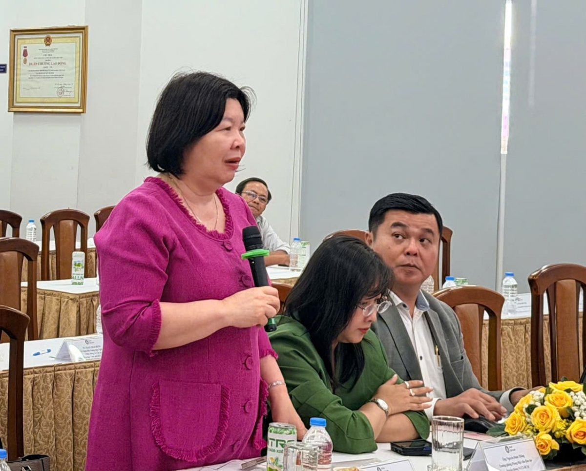 Đông đảo cộng đồng doanh nghiệp tham gia thảo luận tại tọa đàm