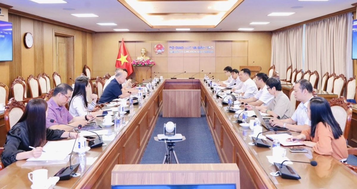 Ứng dụng trí tuệ nhân tạo để đổi mới toàn diện ngành giáo dục