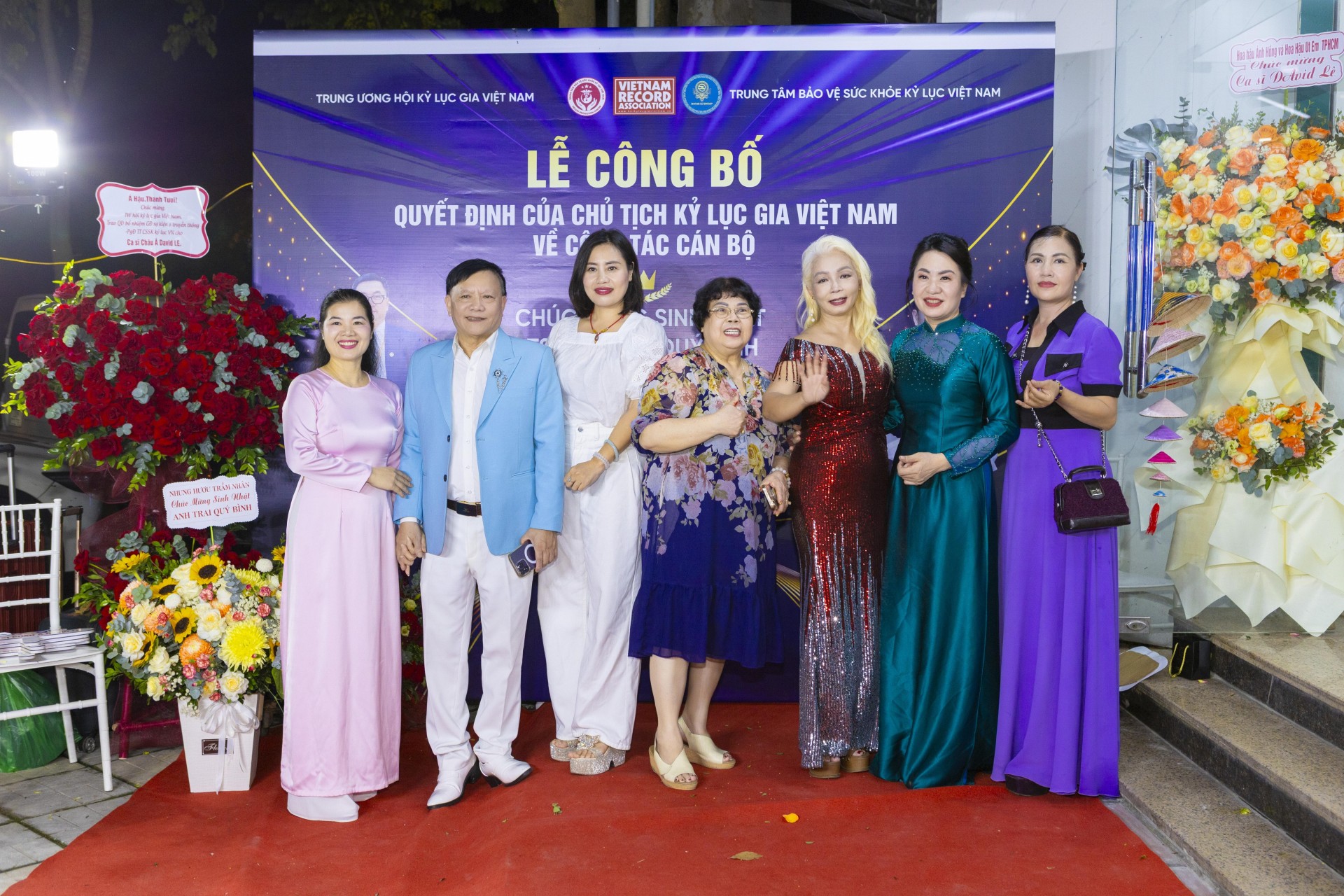 Lễ công bố quyết định bổ nhiệm Phó Giám đốc trung tâm chăm sóc sức khỏe kỷ lục Việt Nam