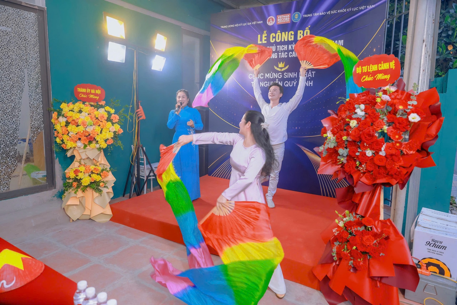 Lễ công bố quyết định bổ nhiệm Phó Giám đốc trung tâm chăm sóc sức khỏe kỷ lục Việt Nam