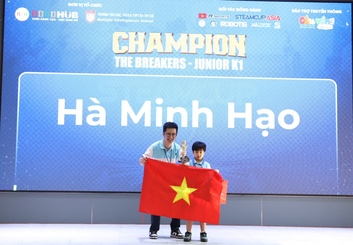 Tinh thần Fair-play xuyên suốt cuộc tranh tài Robotics tại STEAMCUP ASIA 2026