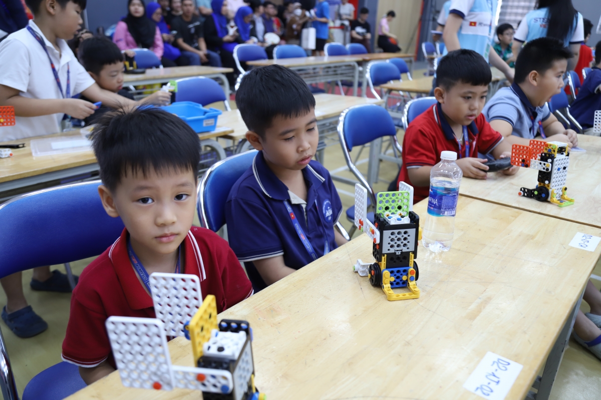 Tinh thần Fair-play xuyên suốt cuộc tranh tài Robotics tại STEAMCUP ASIA 2026