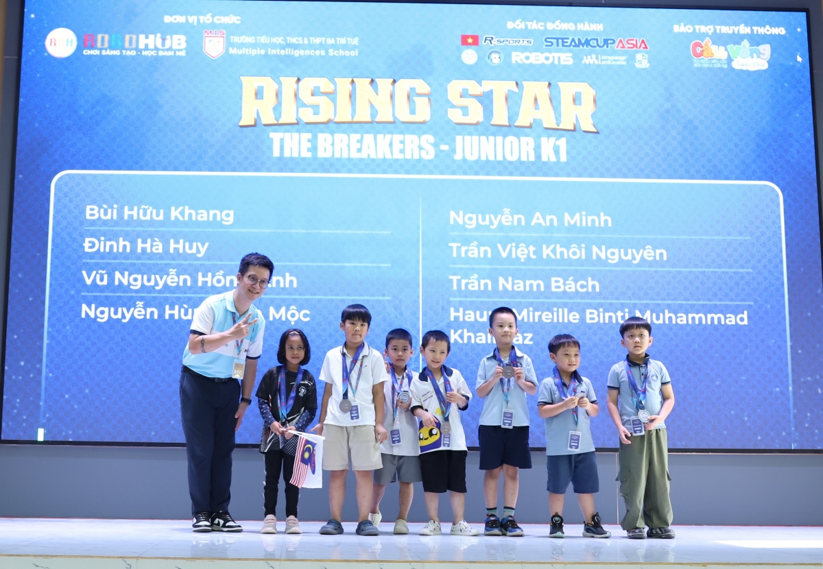 Tinh thần Fair-play xuyên suốt cuộc tranh tài Robotics tại STEAMCUP ASIA 2026