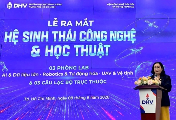 Trường Đại học Hùng Vương TP. Hồ Chí Minh tăng cường nguồn lực đào tạo nhân lực chất lượng cao trong kỷ nguyên AI và tự động hóa