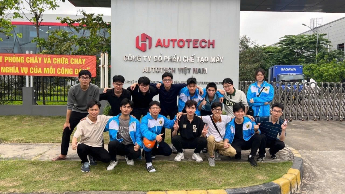 Đào tạo kỹ sư Robot và AI: Đón đầu tương lai từ giảng đường