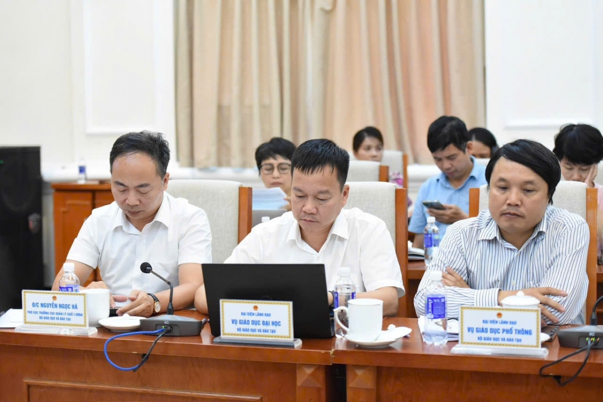 Bộ GDĐT họp báo công bố Kỳ thi vẫn tiếp diễn ở một cấp độ khác