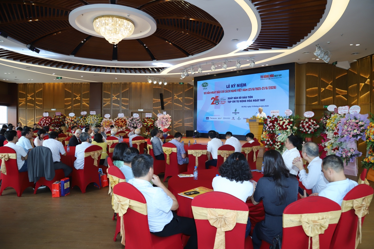 25 năm nhìn lại qua những khuôn hình