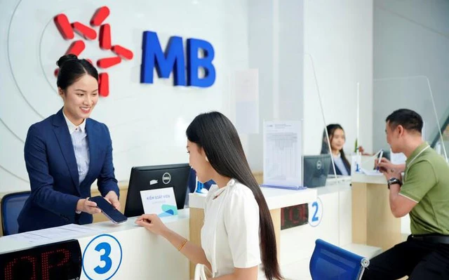 Tin tức ngân hàng nổi bật tuần qua: SHB được vinh danh với giải pháp tài chính dành cho tiểu thương xuất sắc