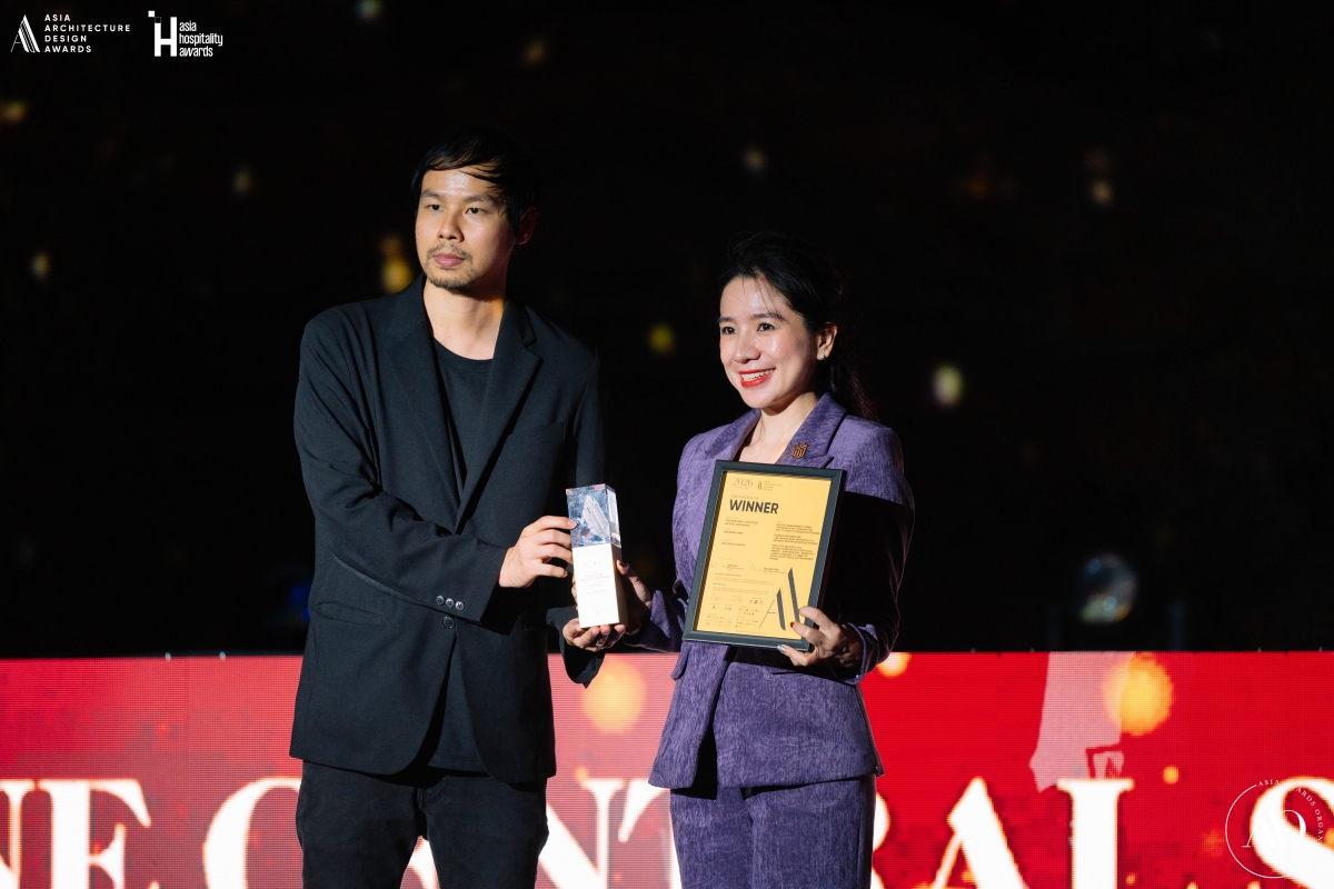 Đại diện Masterise Homes nhận giải thưởng Ý tưởng Kiến trúc tốt nhất châu Á 2026. Ảnh: AADA2026.