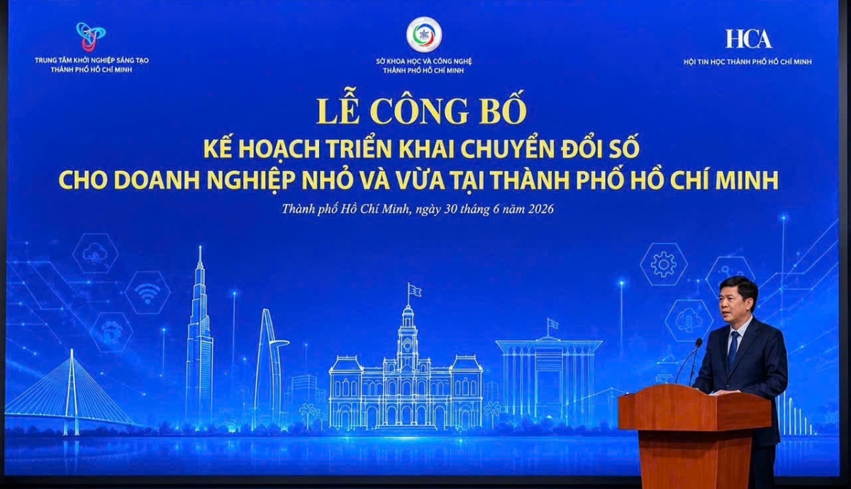 Ứng dụng AI trong doanh nghiệp SMEs: Từ bài toán năng suất đến yêu cầu phòng thủ chủ động