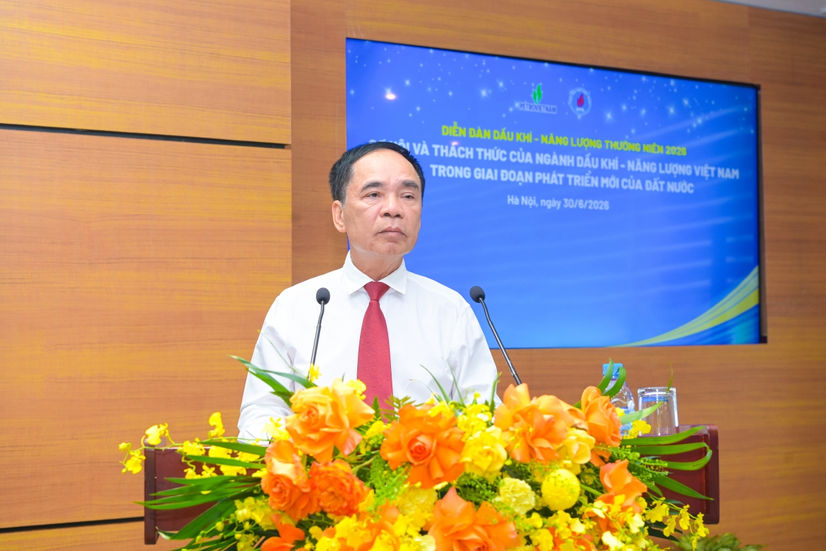 TS Nguyễn Quốc Thập - Chủ tịch Hội Dầu khí Việt Nam phát biểu tại diễn đàn