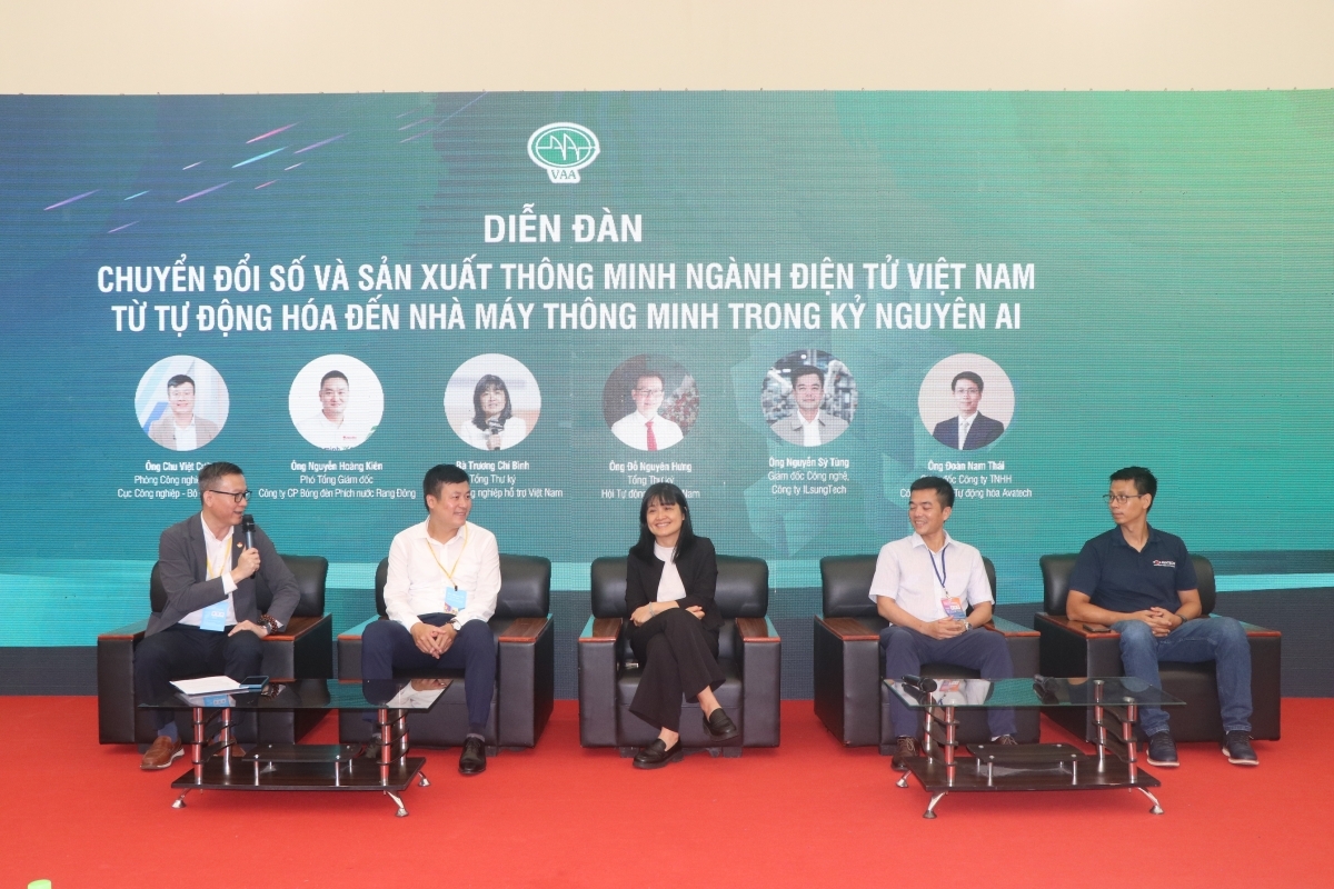 Doanh nghiệp điện tử Việt Nam tăng tốc chuyển đổi số với AI và Smart Factory