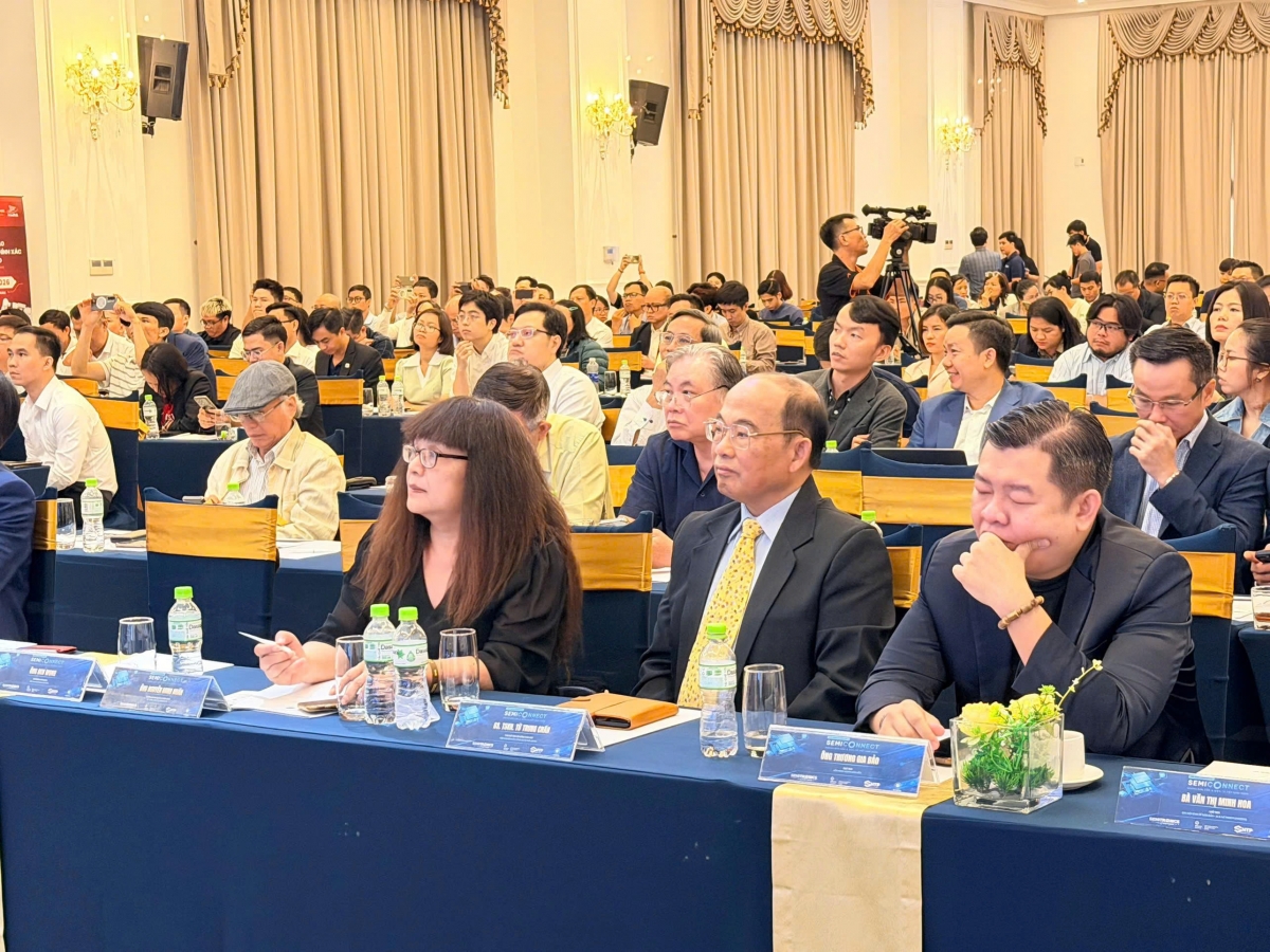 Toàn cảnh hội nghị SemiConnect 2026