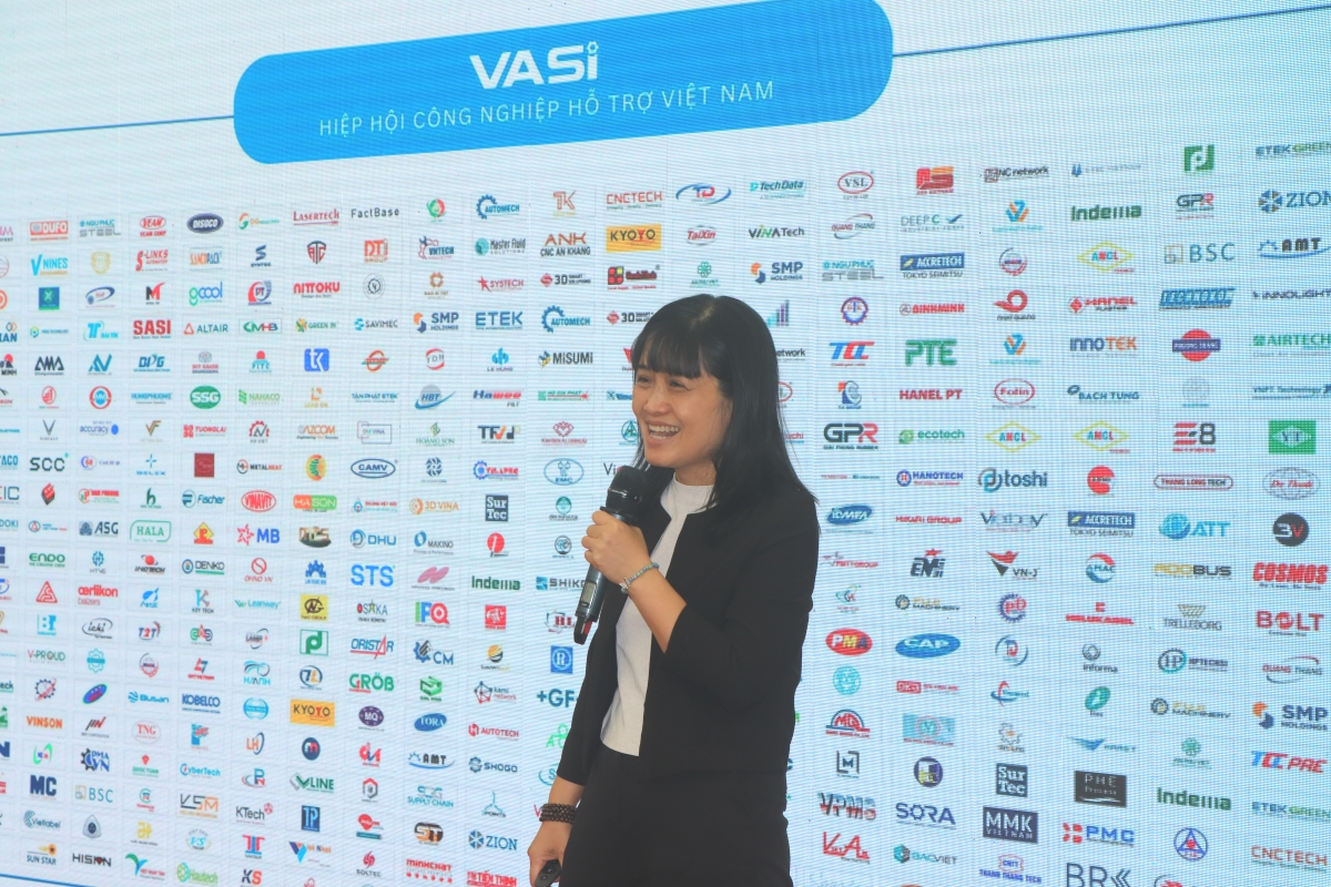 TS. Trương Thị Chí Bình: Doanh nghiệp cần tận dụng chính sách và tăng cường hợp tác để bứt phá. Ảnh: Hoàng Tùng