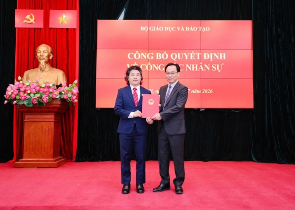 PGS.TS. Tạ Hải Tùng giữ chức Phó Giám đốc Đại học Bách khoa Hà Nội