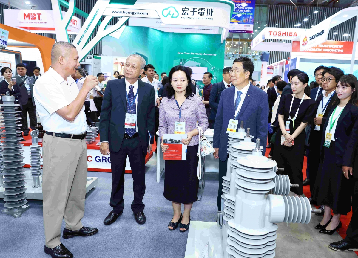 Thúc đẩy chuyển đổi năng lượng, phát triển kinh tế xanh qua các triển lãm đồng tổ chức tại TP. Hồ Chí Minh