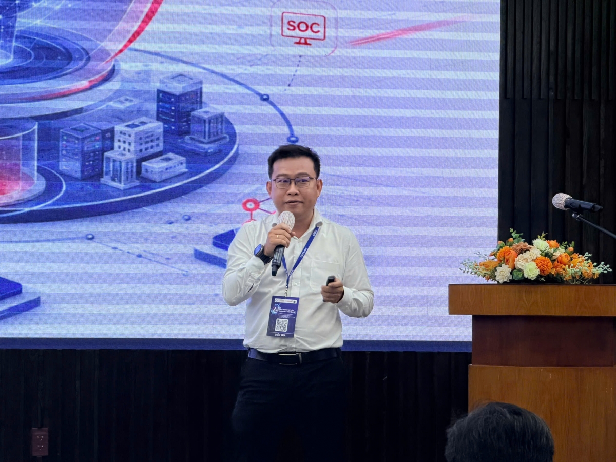Ông Nguyễn Thanh Lâm – Trưởng Trung tâm An ninh mạng QTSC đặt trọng tâm vào vấn đề: AI đang mở ra một mặt trận mới về an ninh mạng. Ảnh: Nart Thái