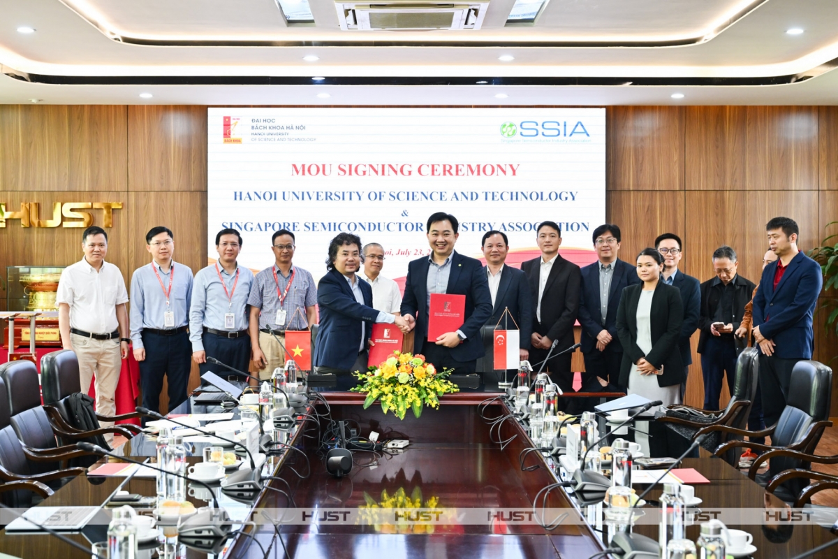 Phát triển nguồn nhân lực bán dẫn giữa Đại học Bách Khoa Hà Nội và Singapore