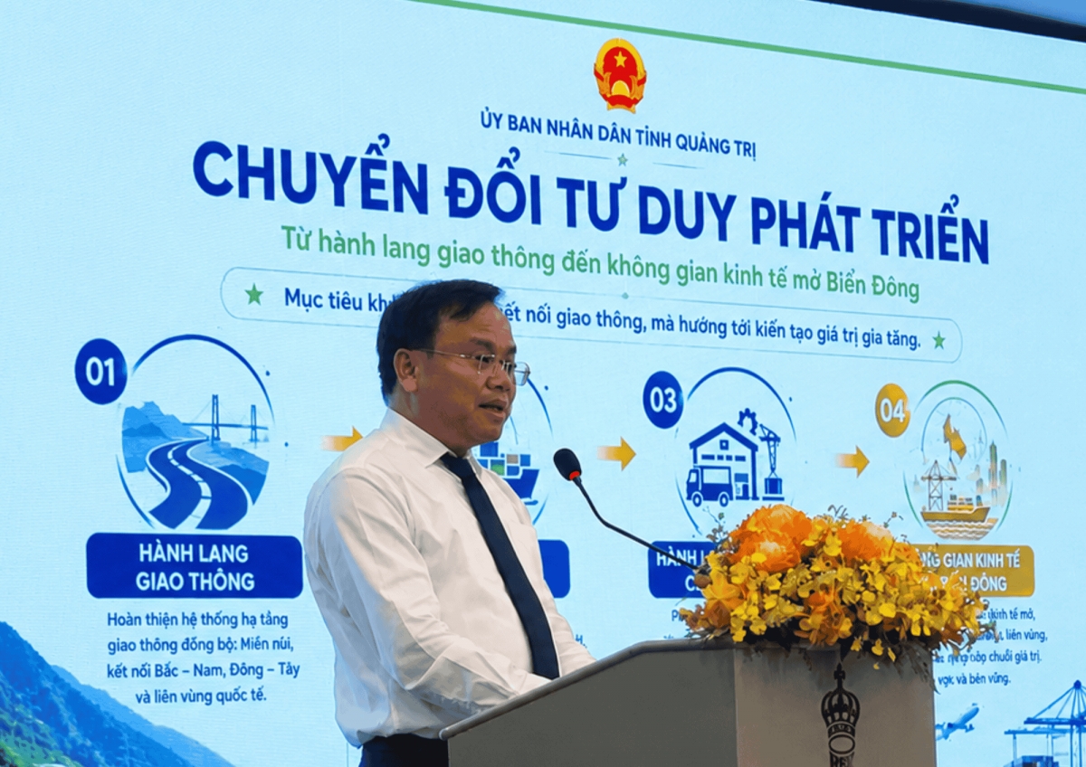 Ông Lê Đức Tiến - Phó Chủ tịch UBND tỉnh Quảng Trị, chia sẻ định hướng phát triển logistics gắn với Hành lang Kinh tế Đông - Tây (EWEC). Ảnh: Thanh Hòa