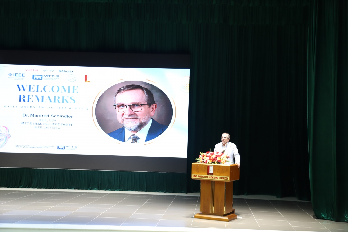 Đại học Bách khoa Hà Nội kết nối cộng đồng nghiên cứu vi sóng Đông Nam Á, mở rộng cơ hội cho nhà khoa học trẻ