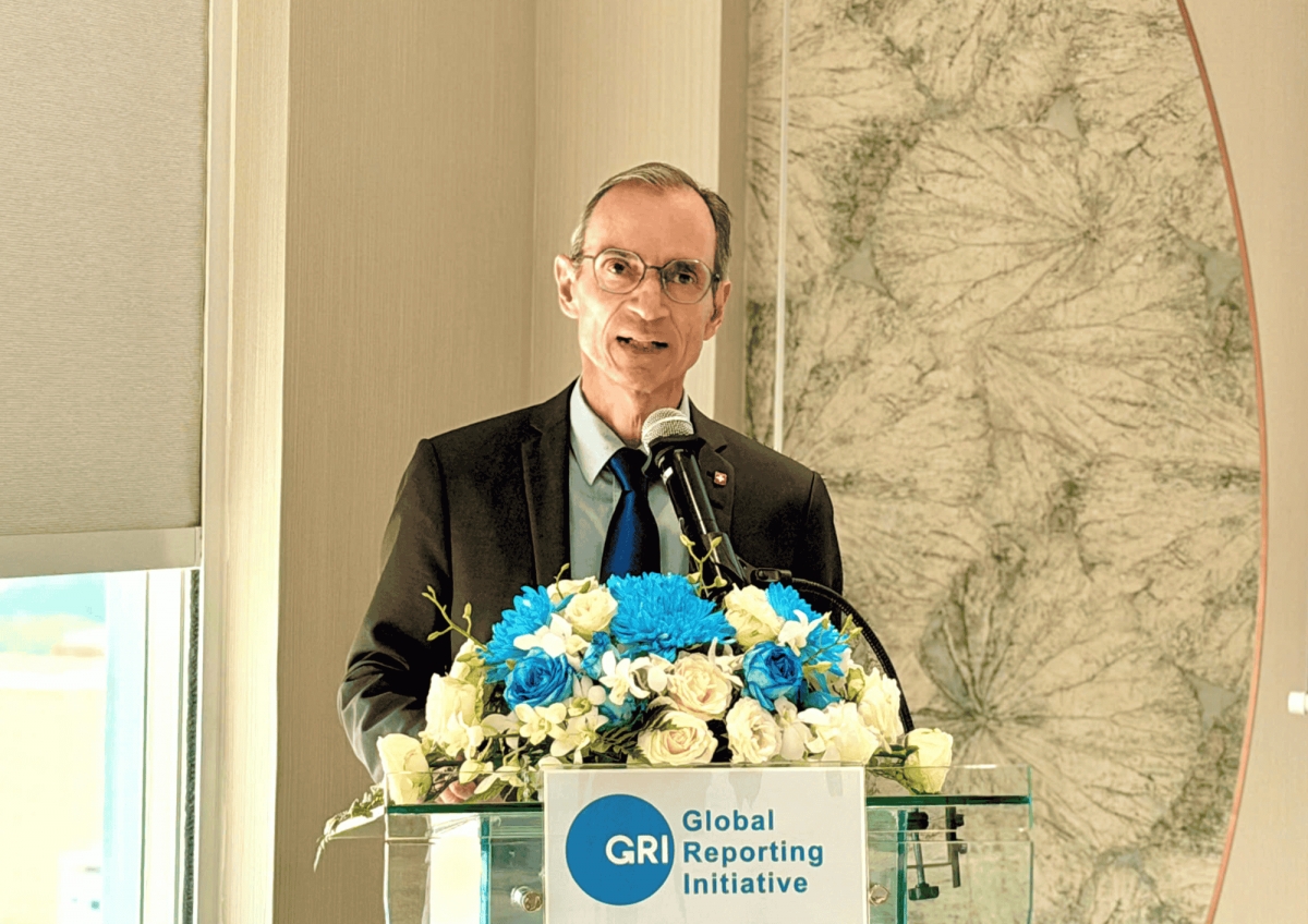 Ông Werner Bardill - Tổng Lãnh sự Thụy Sĩ tại TP.Hồ Chí Minh phát biểu khai mạc Nhấn mạnh tầm quan trọng của hội nhập thương mại toàn cầu và sự hỗ trợ chiến lược của Thuỵ Sĩ đối với chương trình GRI tại Việt Nam. Ảnh: Nart Thái