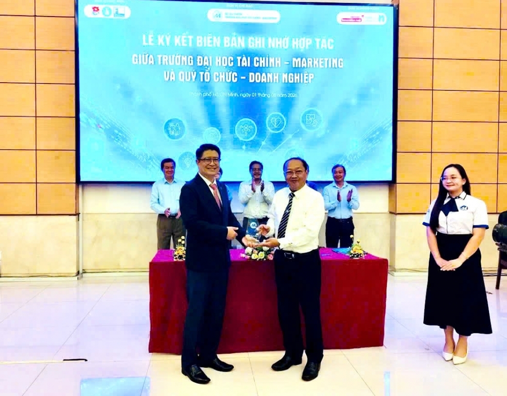 VAA và Trường Đại học Tài chính - Marketing hợp tác phát triển nguồn nhân lực công nghệ cao