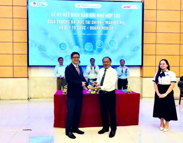 VAA và Trường Đại học Tài chính - Marketing hợp tác phát triển nguồn nhân lực công nghệ cao
