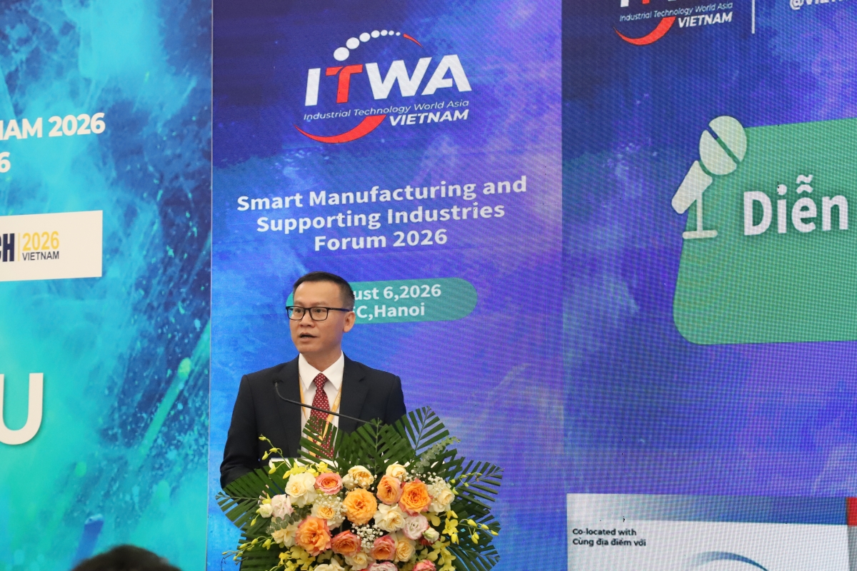 TS. Đỗ Nguyên Hưng - Tổng thư ký Hội Tự động hóa Việt Nam phát biểu khai mạc. Ảnh: Trà Giang