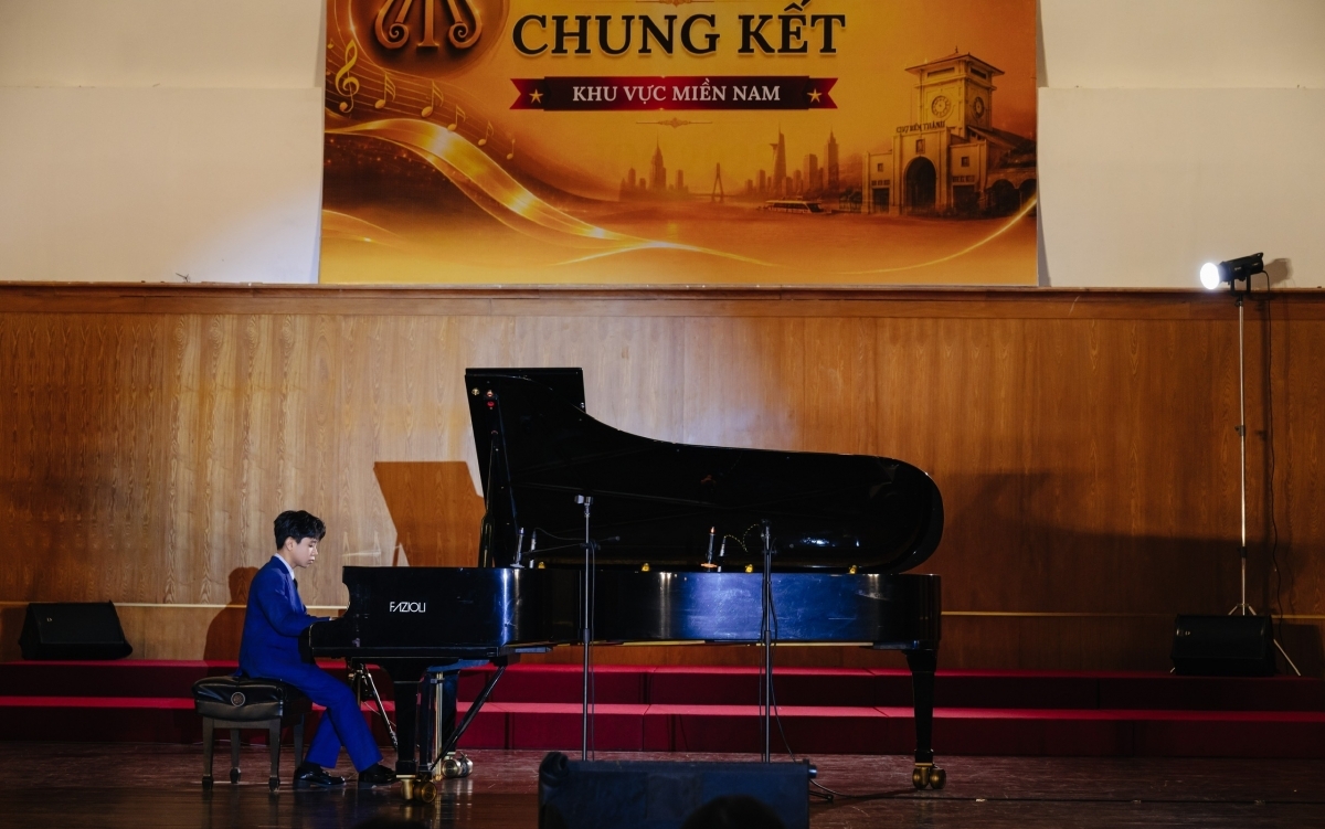 Thí sinh 13 tuổi đạt điểm cao nhất 99/100 điểm tại Yoshine Music Festival 2026