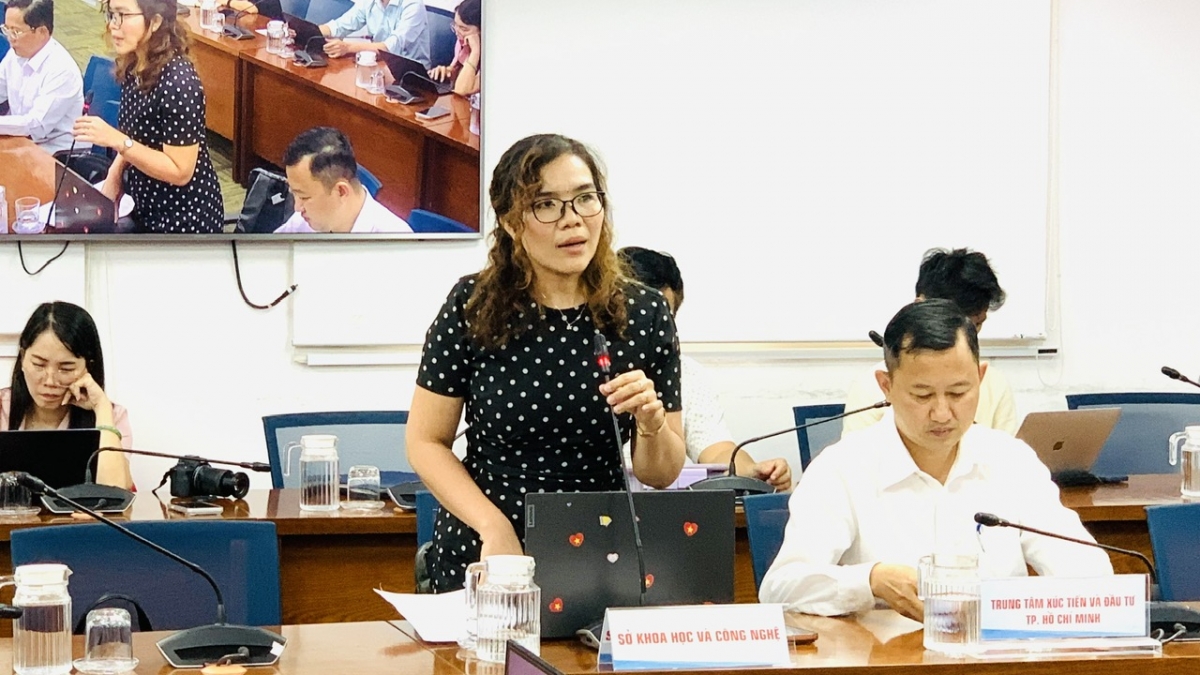Bà Nguyễn Thị Thu Sương - Trưởng Phòng Phát triển Khoa học công nghệ (Sở Khoa học và Công nghệ TP. Hồ Chí Minh) phát biểu tại họp báo. Ảnh: Nart Thái