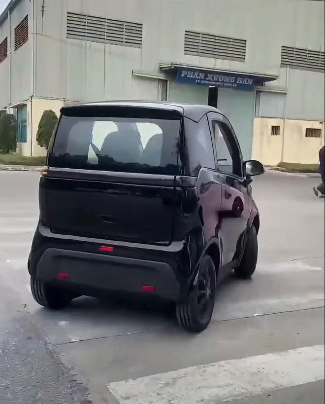 Giải bài toán trạm sạc: Lộ diện ô tô mini Nano S05 với công nghệ pin tháo rời